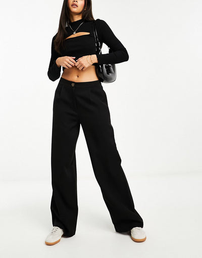 Slouchy dad pants in brown