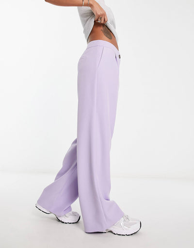 Slouchy dad pants in brown