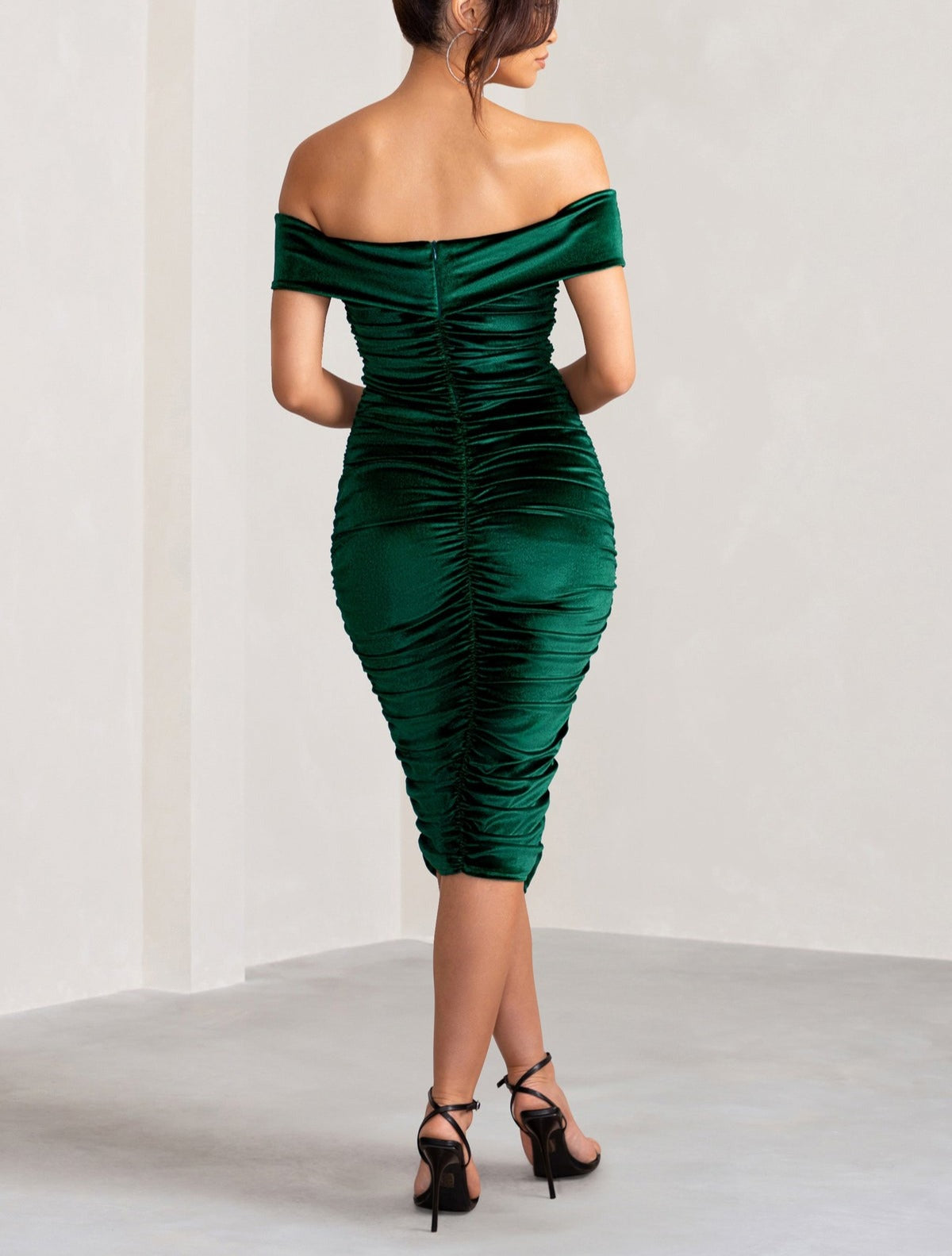 Emerald Elegance Off Shoulder Velvet Midi Dress