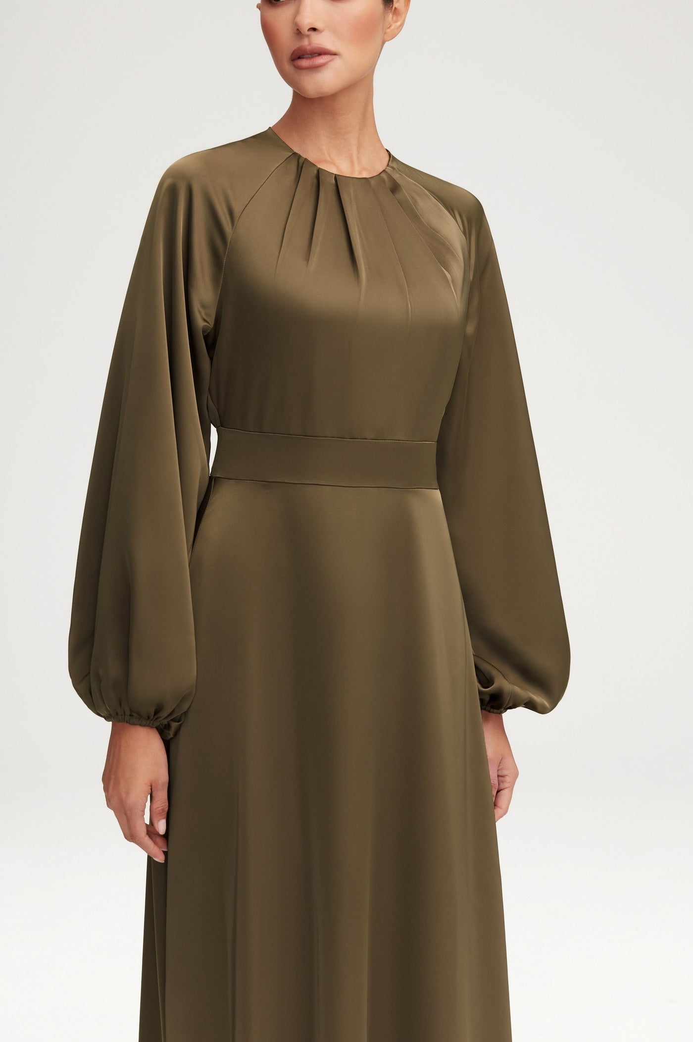 Modest / Muslim Baloon Sleeves in Satin For Women