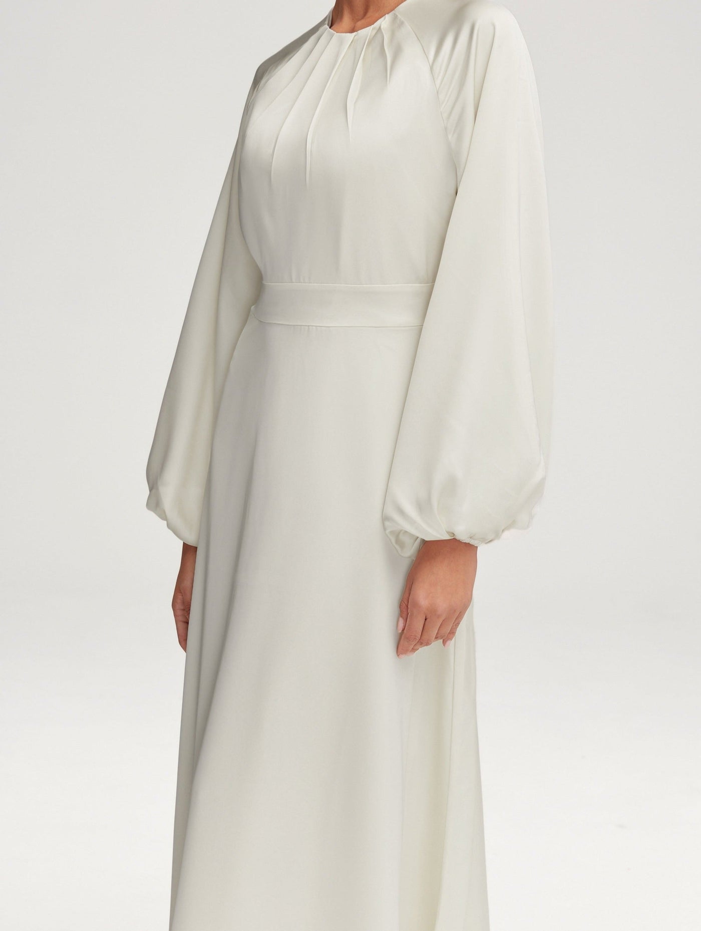 Modest / Muslim Baloon Sleeves in Satin For Women